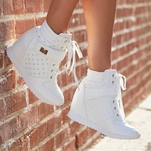 Comment below items  I should selll